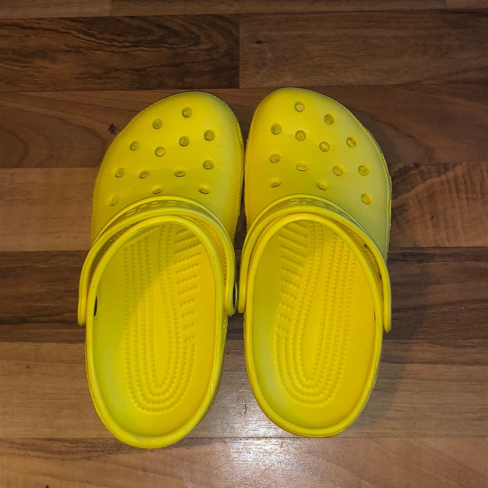 Crocs in kid size 3